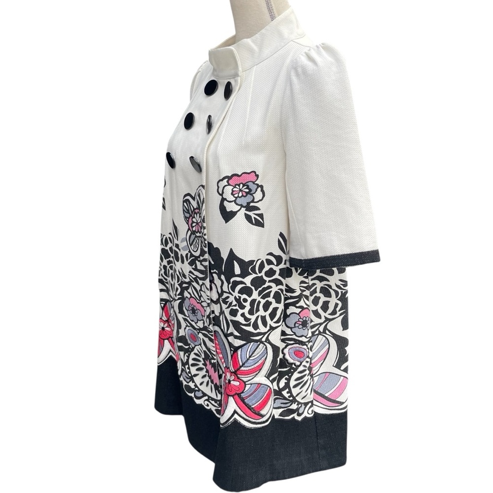 Anna Sui White/Black/Pink Embroidered Floral Short Sleeve Swing Coat (6) - Picture 8 of 16